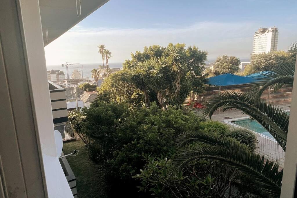 Embassy Apartment Cape Town Exterior photo